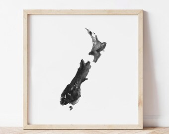 Watercolour New Zealand Map, New Zealand Art Print for office, Gift for Traveler, Outdoorsy Posters for Him, travel gift for best friend