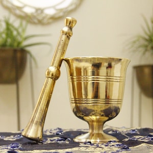 Mässingsmortel och stötset, mässingsstöt, mässingsmortel, stor storlek, tung mässingsmortel, traditionell kryddkvarn, handgjort köksredskap