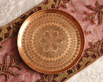 Mothers day gift, Handmade Copper Serving Tray, Round Tray, Large Tray, Vintage Tray, Decorative Tray, Copper Tray , Engraved, Patterned