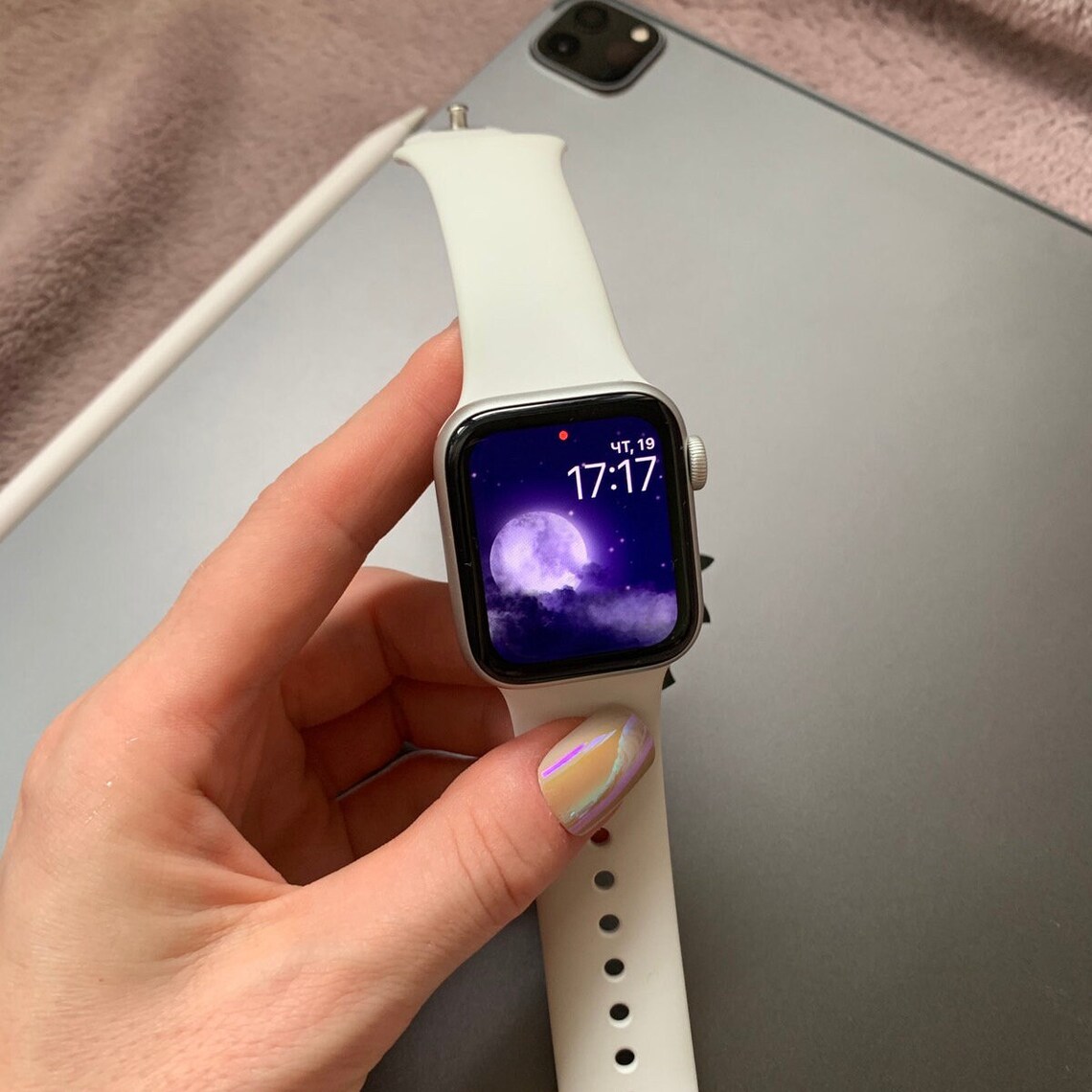 Apple Watch Wallpaper Moon Starry Night and Sky Clouds | Etsy