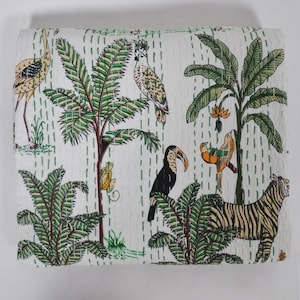 King Size Indian  Animal Print Kantha Quilt White Hand Block Bedspread Cotton Blanket Indian Bohemian Kantha Queen Bed Cover Gudari