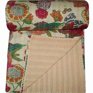 Colcha Kantha com estampa de frutas bege, manta Kantha super king, manta de cama boho, manta de algodão indiano Kantha, tamanho king/queen, arte