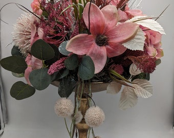 Summer arrangement magnolia heather hydrangea pink