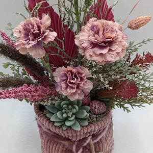 Autumn Arrangement Autumn Decoration Heart Carnation Succulent Heath Grass Pink Green