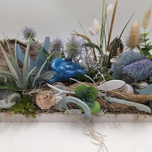 Summer arrangement maritime snail crab fish
