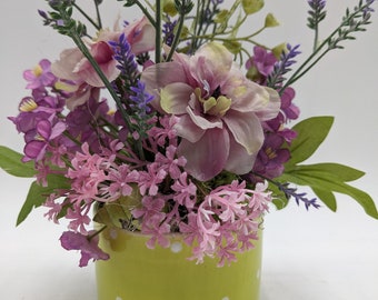Summer arrangement flowers lavender purple