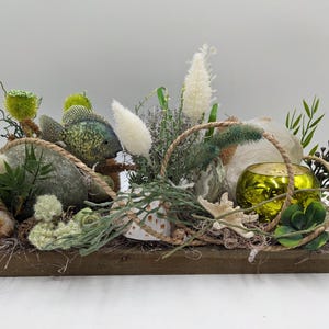 Summer arrangement Maritime snail sailing ship starfish cream