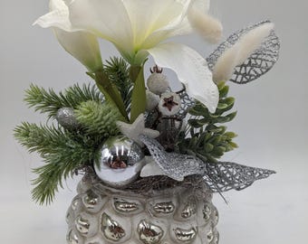 Arreglo navideño bola estrella amaryllis blanco