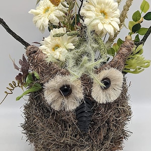Flower Arrangement Autumn Arrangement Autumn Decoration Table Arrangement Owl Gerbera Berries Grass White