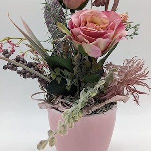Autumn Arrangement Autumn Decoration Rose Berries Grass Pink Green