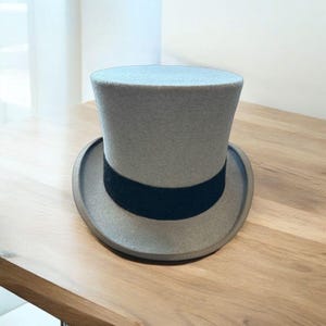Harrods of London Vintage Gray Felt Top Hat Formal Gentleman Size 6 7/8 (56)