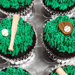 Baseball Edible Cupcake Toppers (1 Dz)