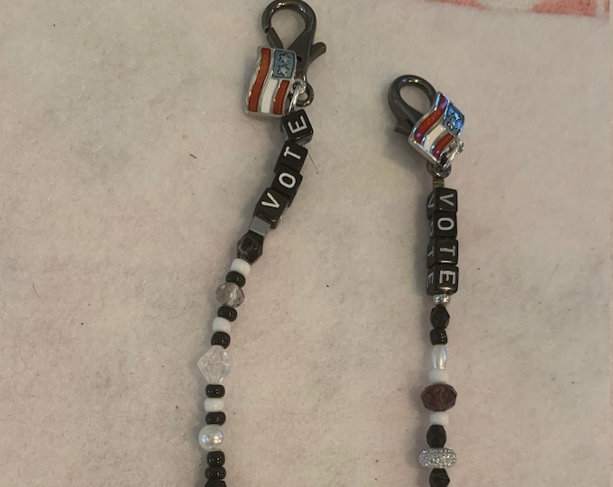 Beaded Glasses/Badge/ID/Mask Lanyard