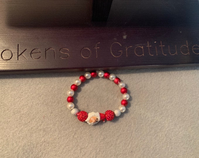 Santa beaded stretch bracelet with Santa glass bead