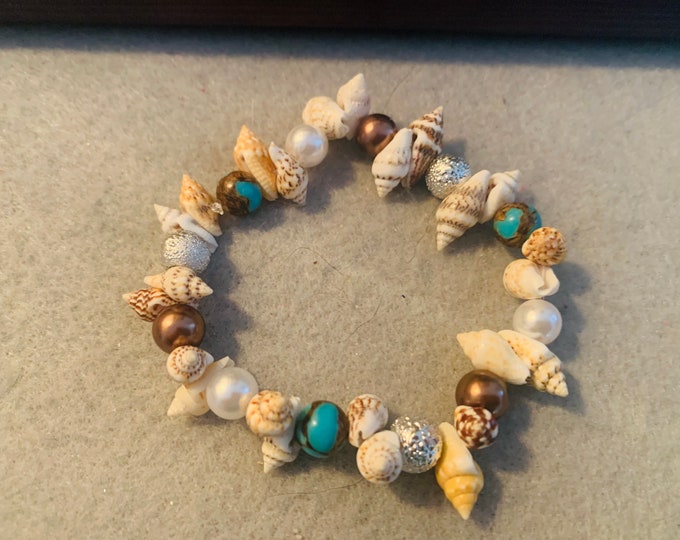 Seashell Beaded Bracelet