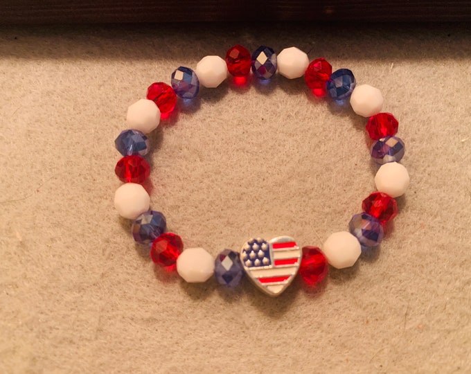 American Flag beaded stretch bracelet