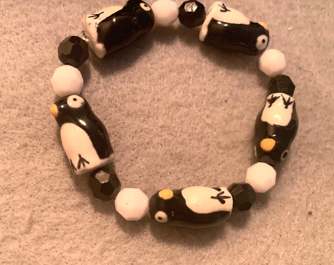 Penguin beaded bracelet