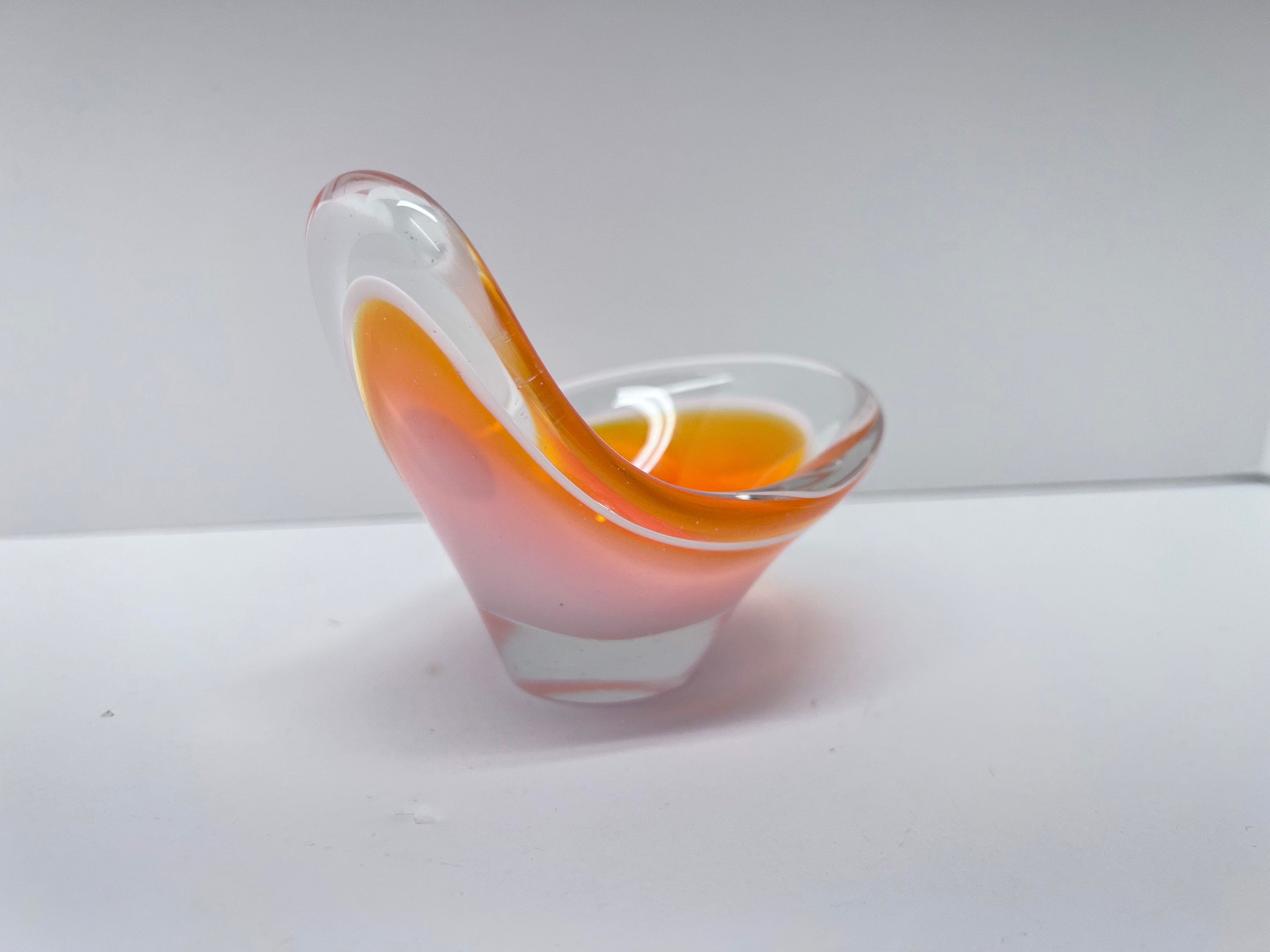 Signed Flygsfors Coquille Orange Glass L-shaped Bowl by Paul Kedelv of  Sweden - Etsy