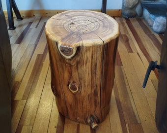 Medium Height 20" Tall Cedar Stump/Side Table