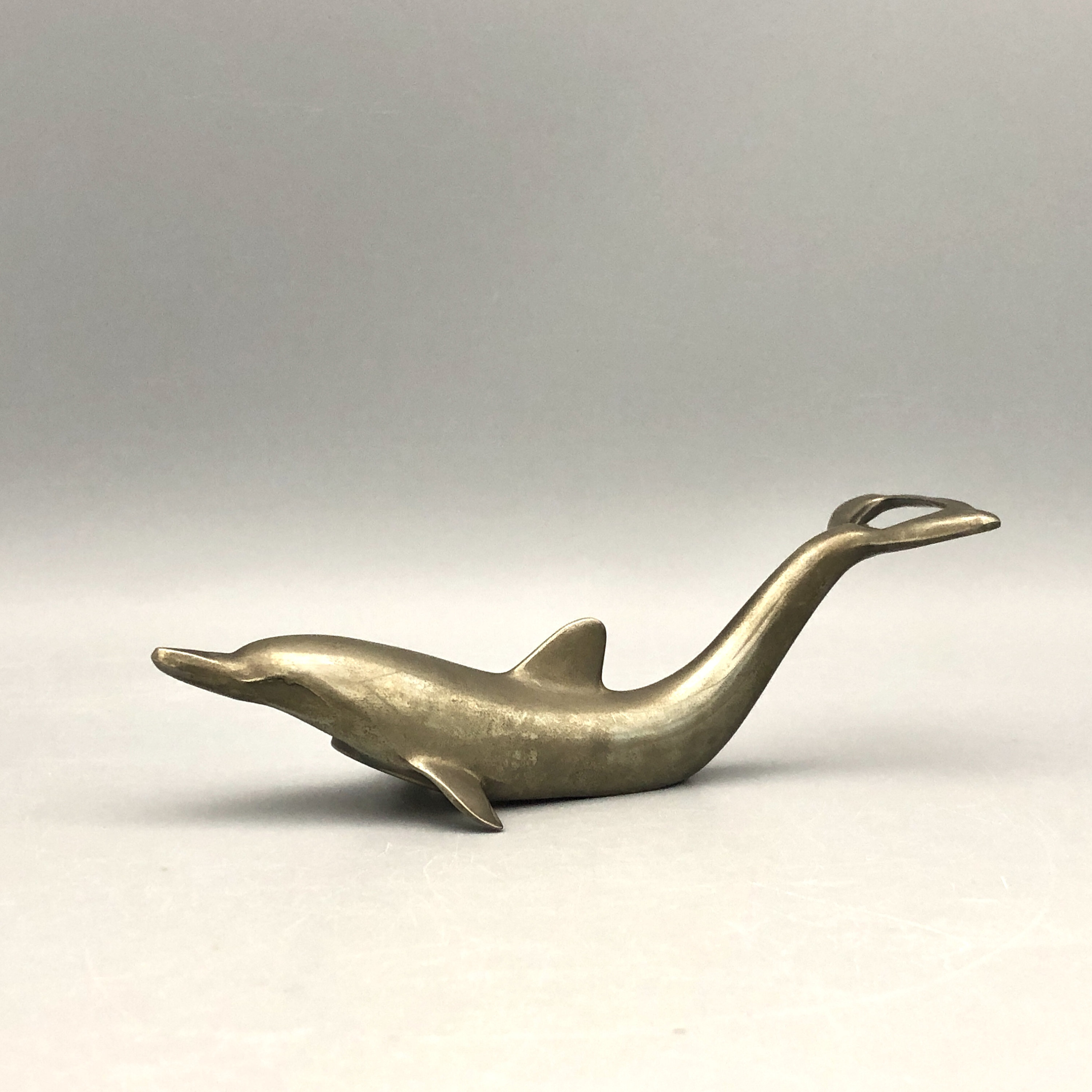 ヴィンテージ Dolphin ボトルオープナー｜ミッドセンチュリー オブジェ ミッドセンチュリーモダン「ドルフィン」ボトルオープナー - 1960 年代