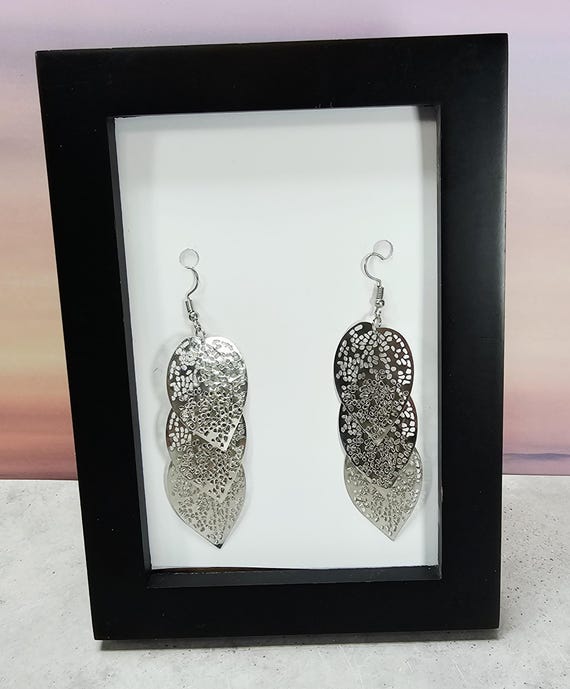 Silver Tone Three Leaf Dangle Earrings - Filligre… - image 1