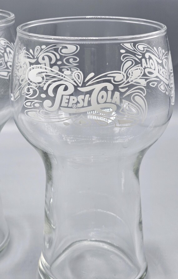 32oz hydro flask tumbler U.C. Berkeley Cal laser engraved 32 oz. Stainless Steel Hydro Flask  Tumbler-Pink