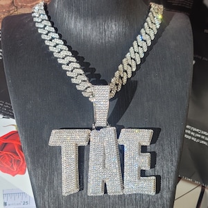 Iced Out gepersonaliseerde grote naam hanger met 12 mm Cubaanse schakelketting, aangepaste naam ketting, aangepaste ketting, hiphop sieraden, aangepaste verjaardagscadeaus afbeelding 2