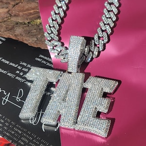 Iced Out gepersonaliseerde grote naam hanger met 12 mm Cubaanse schakelketting, aangepaste naam ketting, aangepaste ketting, hiphop sieraden, aangepaste verjaardagscadeaus afbeelding 6