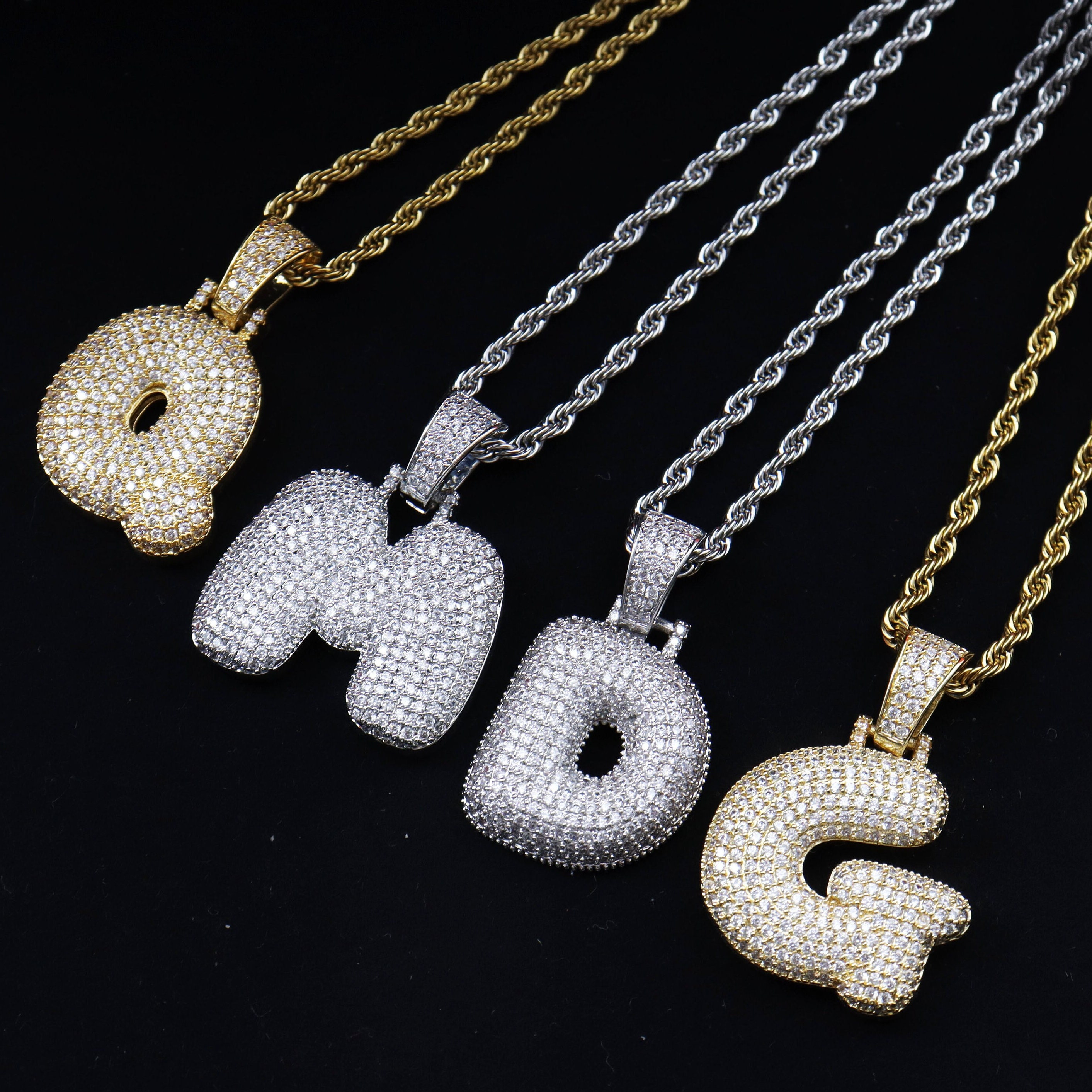AYYUFE Unique Hip-pop Golden Lock Key Pendant Titanium Steel Necklace  Choker Chain 