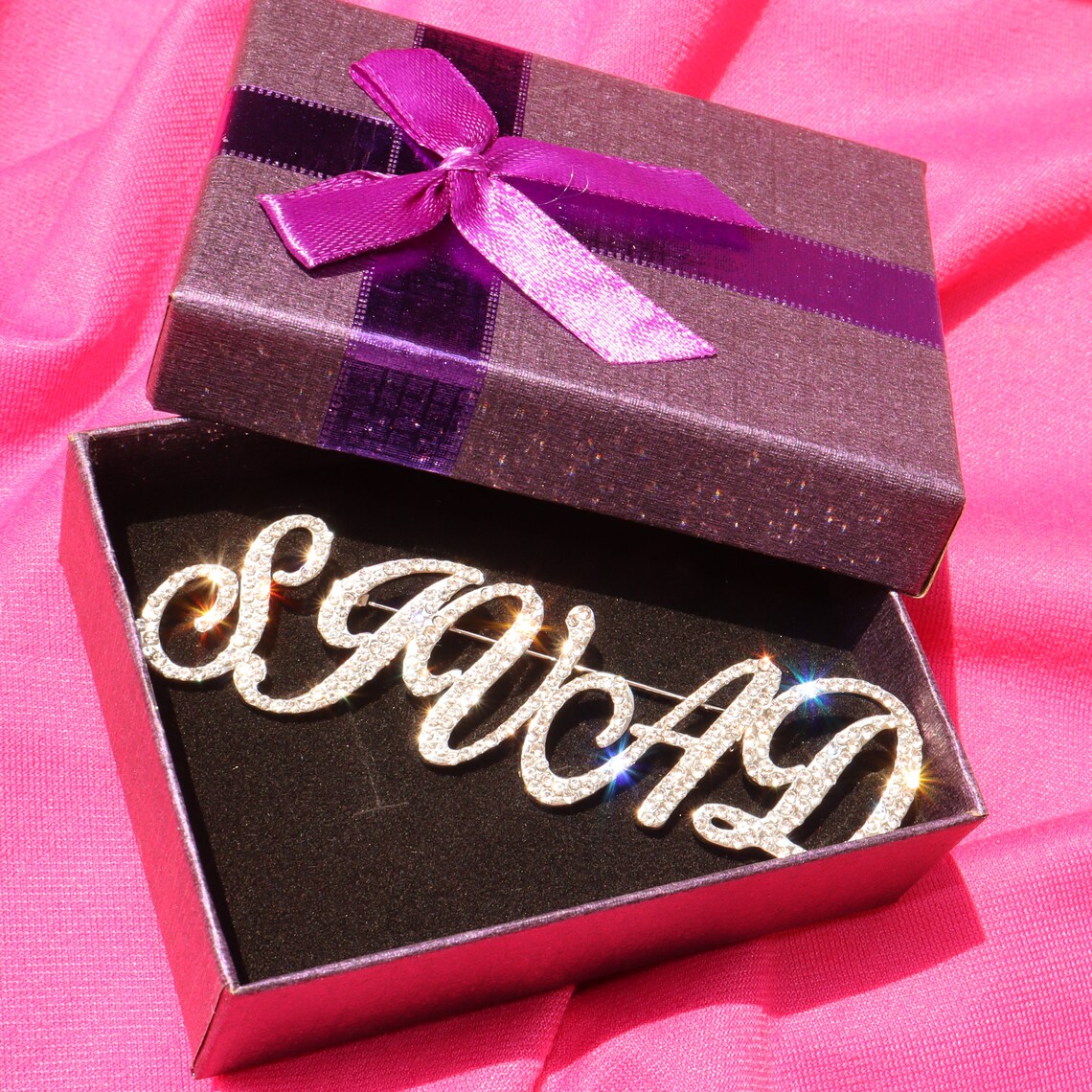 Custom Crystal Name Brooches Pinspersonalized Name Brooch Etsy