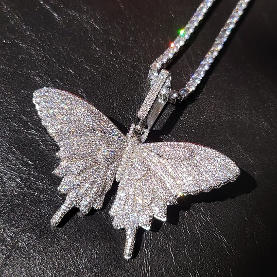 Vvs on sale butterfly necklace
