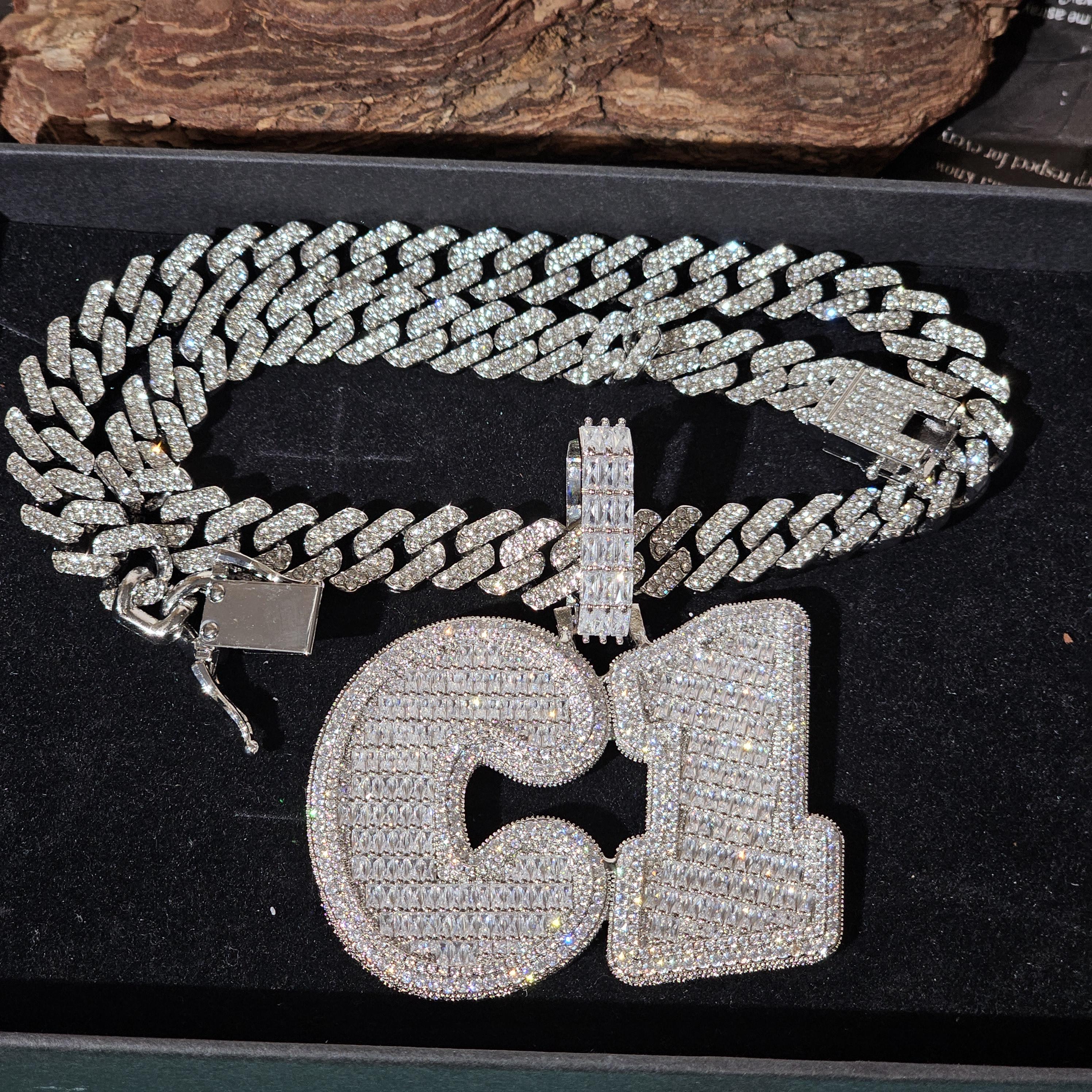 Collana con nome personalizzato lettere gotiche con catena cubana con strass da 9mm gioielli Hip Hop regalo di compleanno Drop Shipping  36