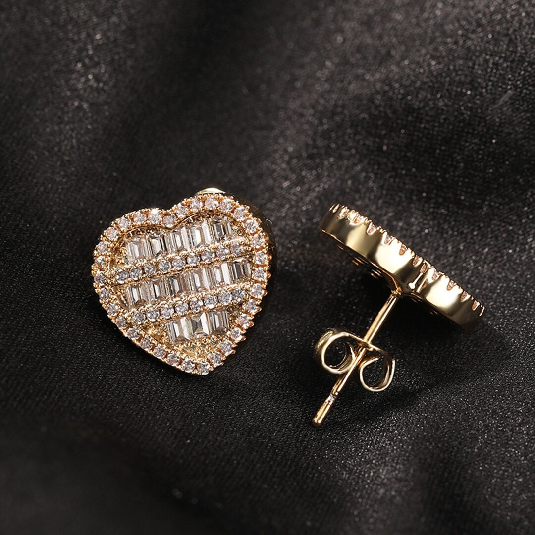 Heart shaped screw back earrings Clearance
