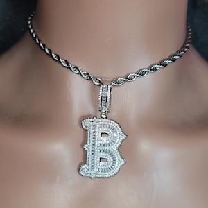 Blingbling Collar con letras baguette con inicial helada, joyería con inicial de hip hop para hombres, cadena con números iniciales helados, regalo perfecto para ella