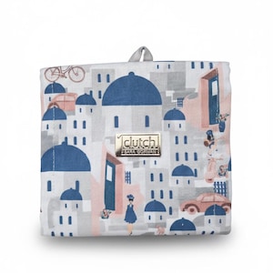 Pillfold XL Oversized Stylish Pill Organizer Greece scene