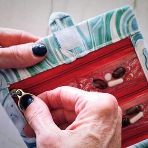 Pillfold XL Oversized Stylish Pill Organizer image 4