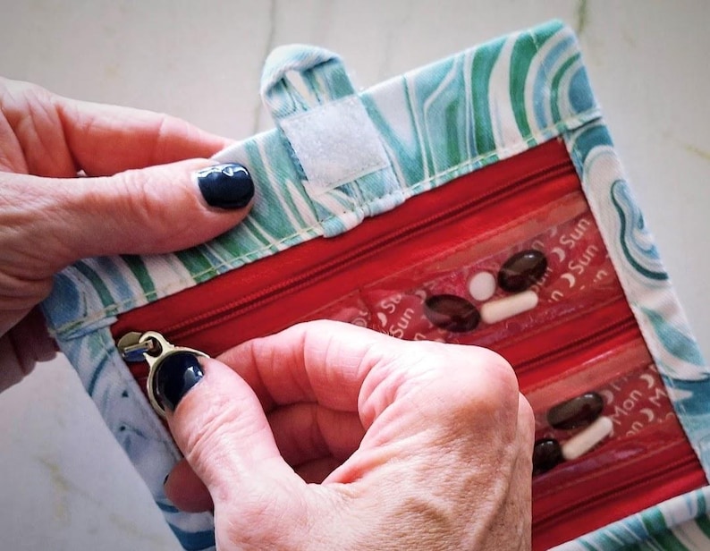 Pillfold XL Oversized Stylish Pill Organizer image 4