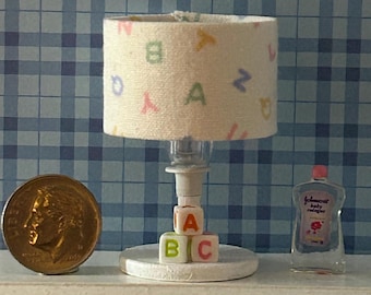 WORKING Dollhouse Lamp