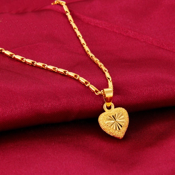  Foxgirl Heart Necklaces for Women, Dainty Gold Red Heart  Necklace 14k Gold Plated Simple Pendant Necklaces for Women Trendy Cute  Heart Choker Necklace Jewelry Gifts for Teen Girls Gift: Clothing, Shoes