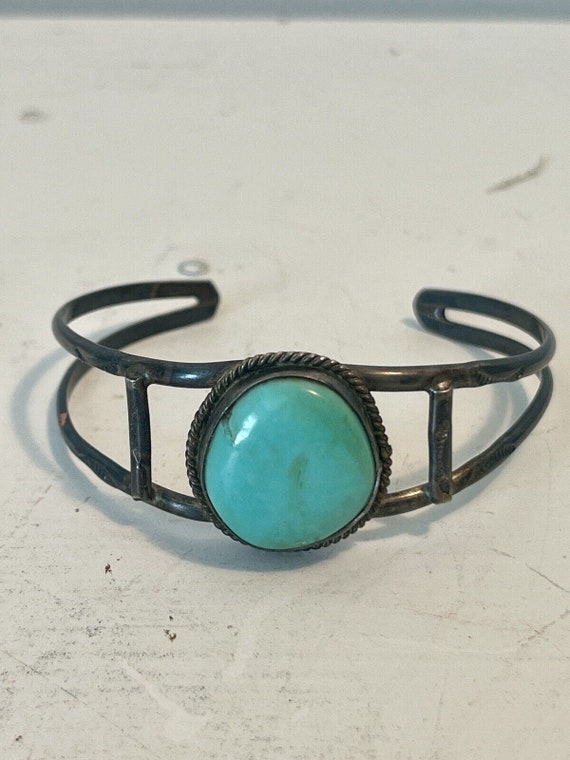 Vintage Navajo Turquoise Sterling Silver Bracelet