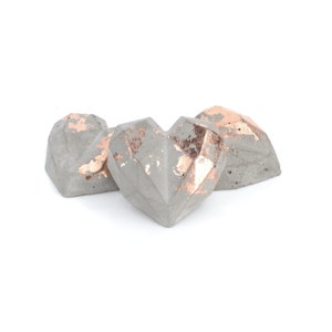 Beton Herz Set optional veredelt mit Blattmetall geometrisch ab 3.49 Euro Hellgrau-Kupfer