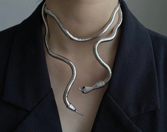 Collar / Pulsera / Cinturón Bendy Snake, Colores: Plata, Dorado, Gris y Multicolor / Futurista Unisex