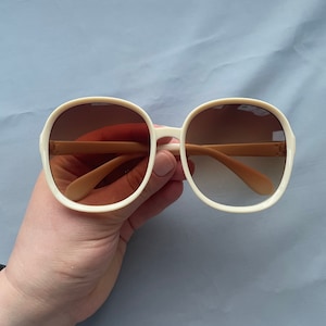 Large Cream and Tan Sunglasses | Vintage Paris Hilton Style 2000s Sunglasses| Oversized Hippie Glamour Sunnies|