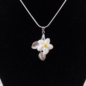 Filipiniana Jewelry Sampaguita Flower Charm and Leaves Necklace - Etsy