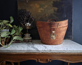 Antique Cognac Leather Top Hat Box with Magenta Lining