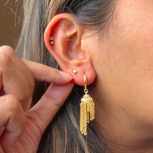 Gouden mini Jhumka Hoops vergulde Bali vergulde Jhumkas 24 karaats imitatie Dubai gouden oorbellen Jhumkas Punjabi oorbellen Sierlijke Jhumkas Traditioneel