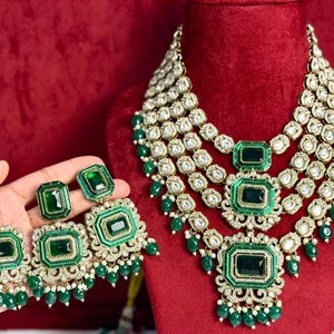 Set di collana a strati verde smeraldo / Gioielli da sposa vittoriani / Set di gioielli per matrimonio indiano