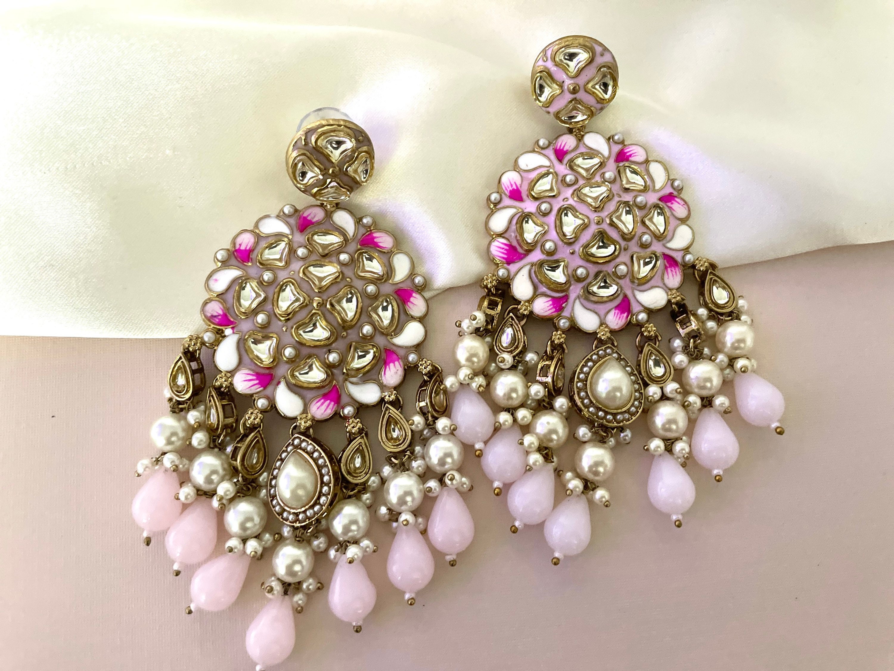 Top more than 113 light pink colour earrings best