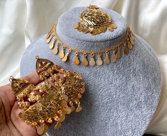 Old traditional gold on sale jewellery
