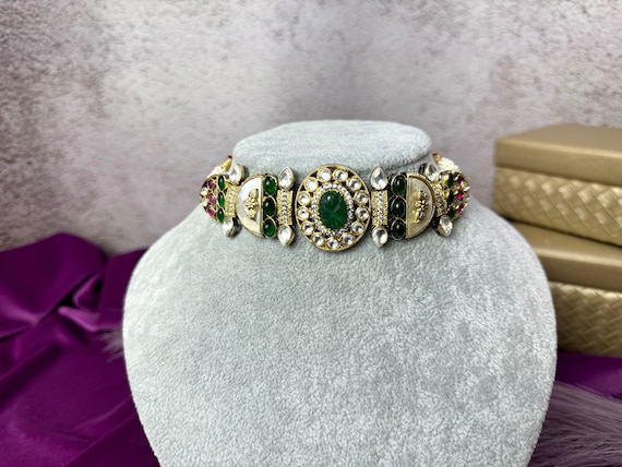 Emerald Green Kundan Choker: Victorian Indian Jewelry Set